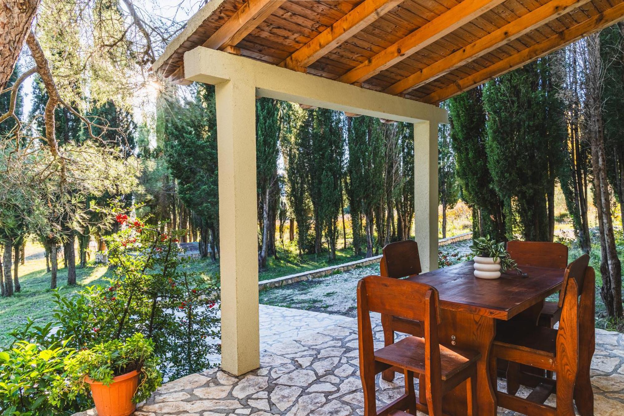 Country House Uros In Nature With Pool Lovorno Exteriör bild
